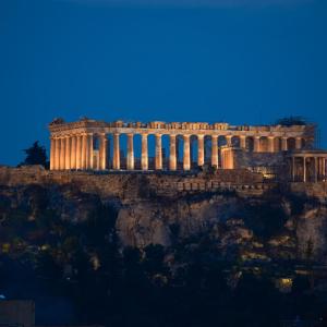 Majestic Acropolis View Elegant 2-Bedroom Penthouse in the Heart of Athens