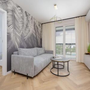 Beige Apartment in Warsaw with Parking and Air Conditioned Living Room by Noclegi Renters