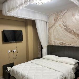 Ritro Plaza Hotel
