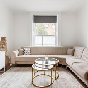 Modern Flat with High Ceilings, Heart of Baker St