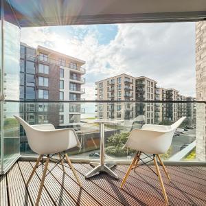 Bheaven I Westport Apartment