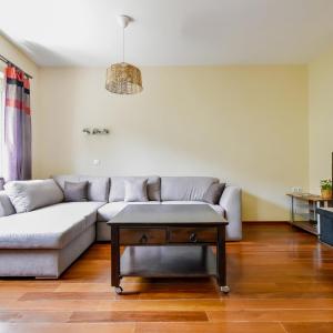 Modern 2BD Flat in Central Sofia with Workspace by Flat Mаnager