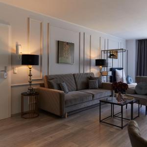 R B Apartment Hamburg Comfort am Flughafen für 1-5 Personen - ideal für Geschäftsreisende und Familien - Küche - Smart TV - Waschtrockner - kostenloser Parkplatz