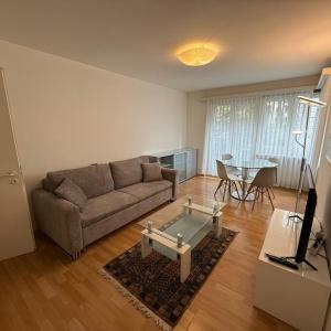 2BR flat in city center - Crown 2