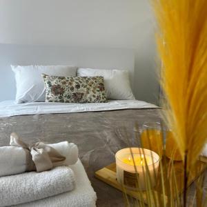 Rea Silena - Modern and Stylish Studio