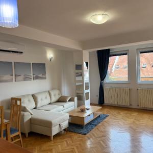 NN Apartment 5