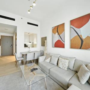 Elegant 1BR Apartment in JVC Luxury Interiors & Views