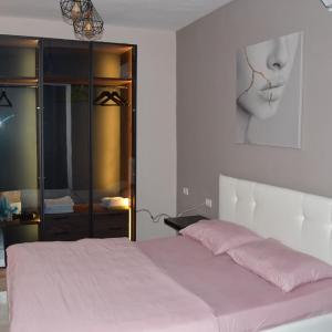 Modern apartment in the centre