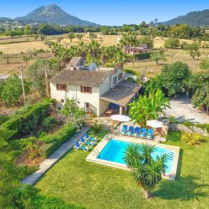 Villa Taberna by Villa Plus