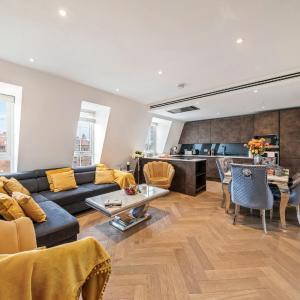 Panoramic Perfection Marble Arch 2BR Penthouse 74