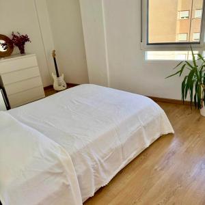 Private Room in Central Valencia