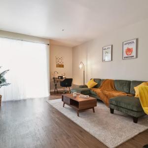Modern 1bd apt in Marina del Rey w Free Parking