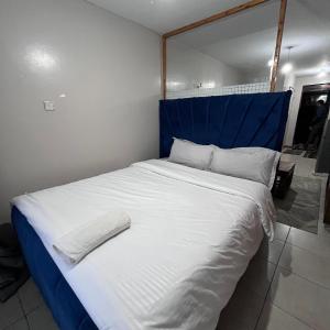 Kaiden's cozy studio apartment