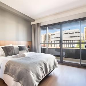 BHaus Moema ON Maracatins - Studio Premium com Varanda - Porta anti-ruído - Academia - Lavanderia - Coworking - Sem Vaga - Próximo ao Metrô e Shopping Ibirapuera - mc35
