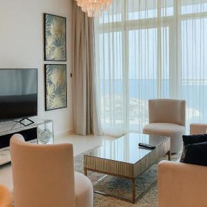 Best Emaar Beachfront view one bedroom
