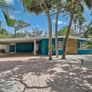 Siesta Key Pool home 5239 Winding Way