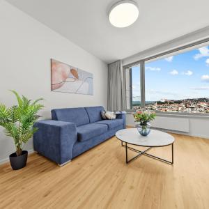 Castle View Apartment in SKY PARK by Zaha Hadid