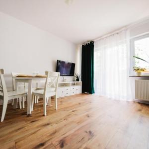 Wierzbno Apartment