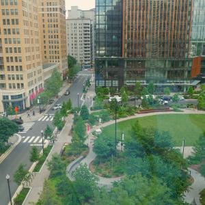 Pentagon Luxe Apartments Arlington - Near DC