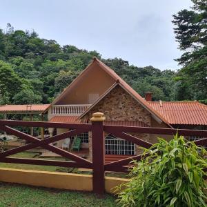 Villa Faris