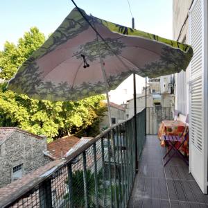 Nice 30 M2 2pers With Terrace in hypercenter