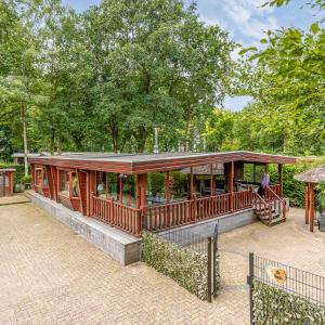 3 Bedroom Awesome Home In Erm
