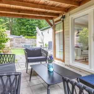 2 Bedroom Nice Home In Erm