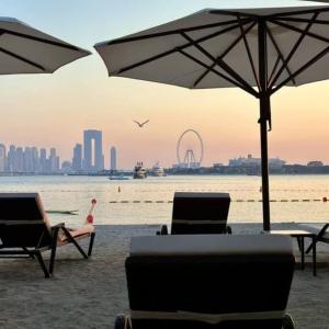 FIRST CLASS Studio Infinity Pool and Luxe Vibes