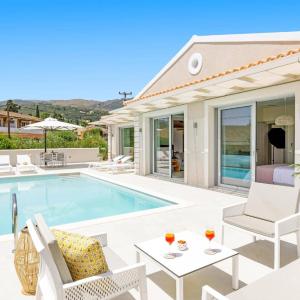 Villa Perlaki by Villa Plus