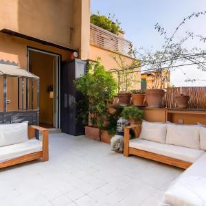 Elegantis Monti Royal Apartment with private terrace