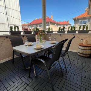Central Terrace Apartment