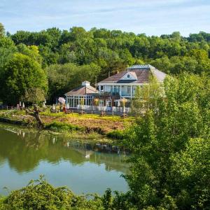 The Boathouse