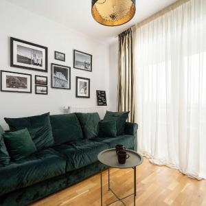 Spacious Apartment in Wrocław with a Desk for Remote Work and a Balcony by Noclegi Renters