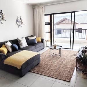 3 bedroom apartment Ballito Hills