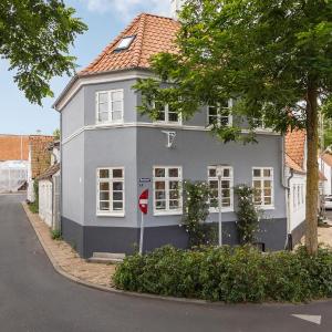 2 Bedroom Gorgeous Home In Sønderborg