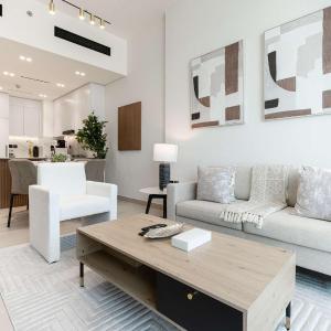 TRPS - Binghatti Amber, JVC - Luxury 1BR Haven - Prime Location
