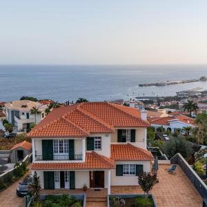 Ocean Side Vista by YOUR KEY