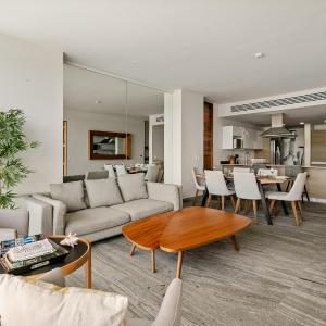 Classic 2BR Condo pool near beach