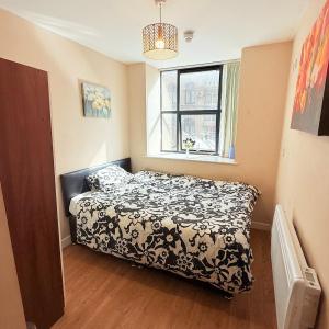 Double Bed Apartment Bradford City Center
