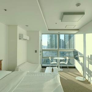 1 minute from Gongdeok Station, Tongchang City View