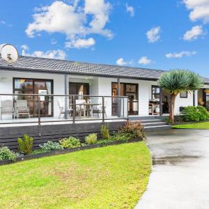 Chillax - Mangawhai Heads Holiday Home