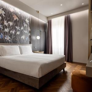 Aramis Deluxe Rooms