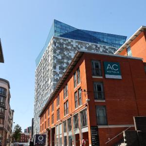 City Apartment - Walking distance to Mailbox
