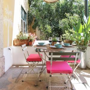 Dom Dinis Terrace