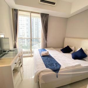 Taman Anggrek Residence by Micky Studio