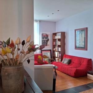 Charmante maison avec extérieur paisible, proche centre ville