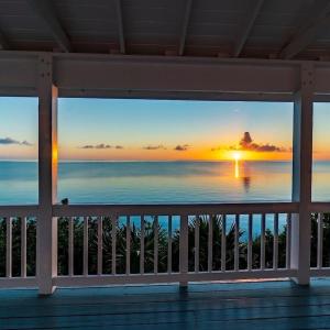 Palm Bluff cottage