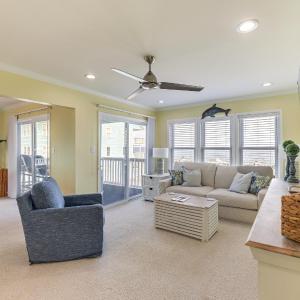 Marina Views, Walk to Beach: Atlantic Beach Condo!