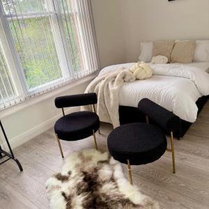 The Edgbaston Retreat-2 Bedroom Apartment With Netflix Streaming and Free Parking In Heart of Birmingham City Centre-Edgbaston