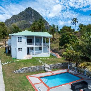 Piton Star Villa